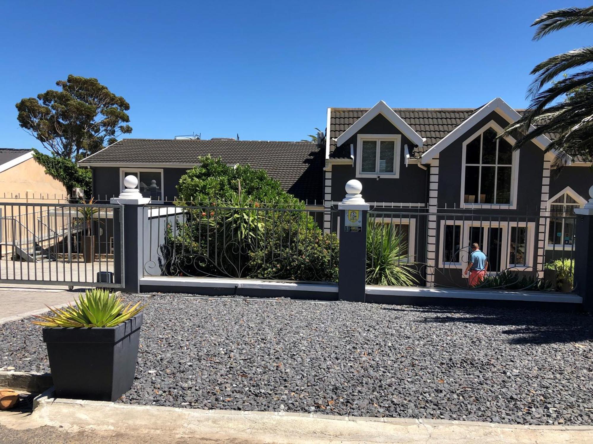 Bloemenzee Boutique B&B Gordonʼs Bay Exterior foto